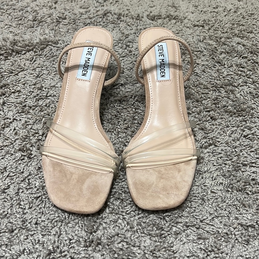 Steve Madden size 7 sandal